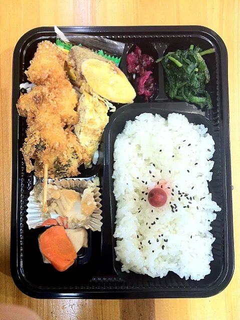 日替わり幕の内弁当|たんぽぽ娘さんさん