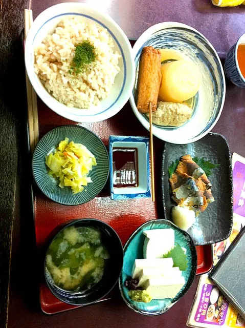 Snapdishの料理写真:金沢おでんとへしこの定食|daikipapaさん