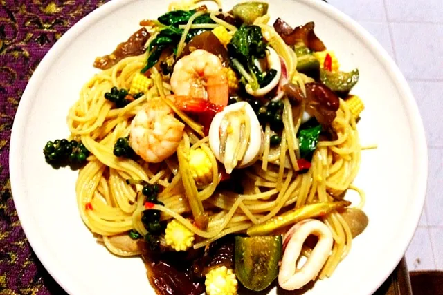 spaghetti spicy seafood|nazzさん