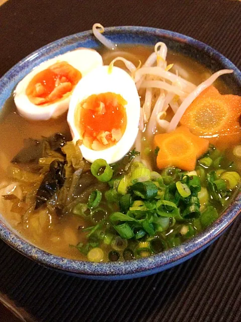 豚骨ラーメン🍜スープ作りに初挑戦|suzuさん