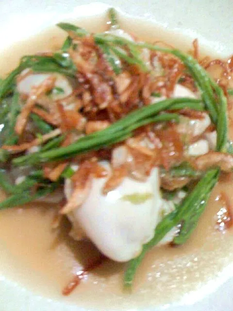 Snapdishの料理写真:oyster with spicy sauce salad|nazzさん