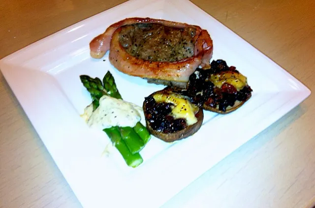 Filet mignon (French for "cute fillet" or "dainty fillet")|CharlesTStewartさん