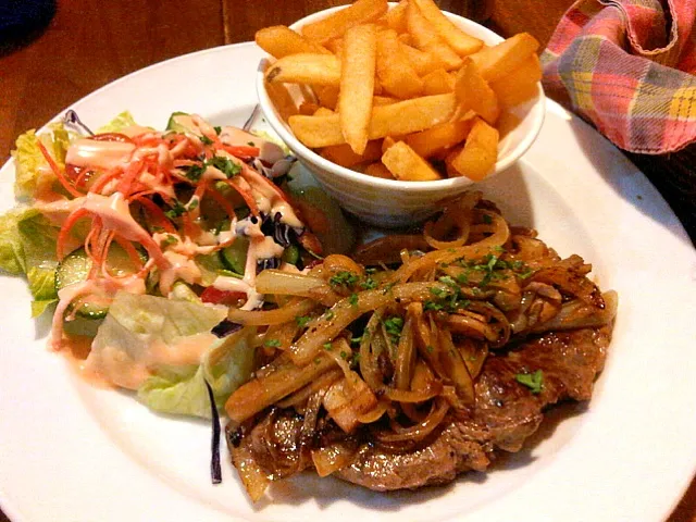 sirloin steak at werner's oven|myleneさん