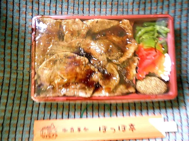 駅弁-摩周の豚丼(北海道)|Fuyumiさん