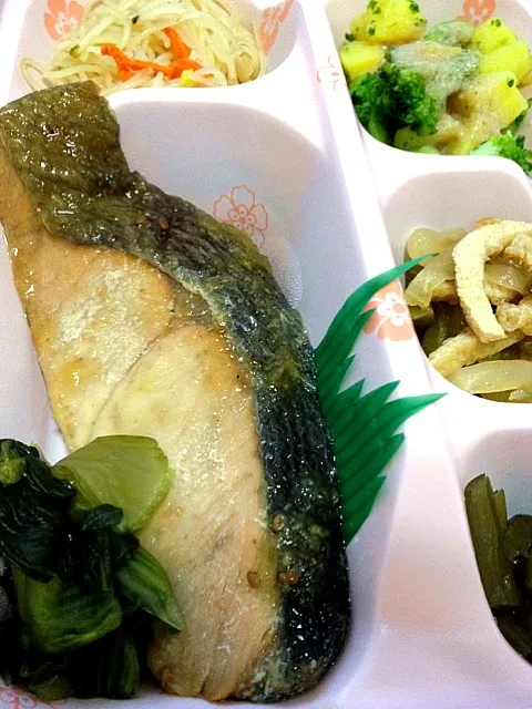 鮭のおろしポン酢かけ|Yasufumi Fujikawaさん