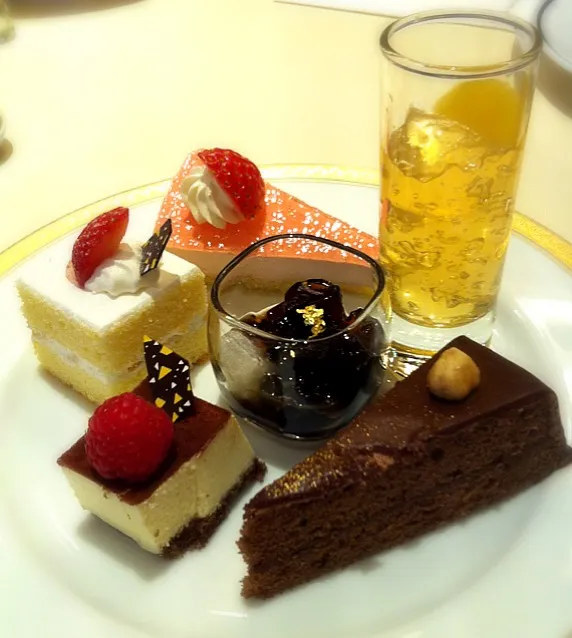 Sweets Buffet|Felicia Solihinさん