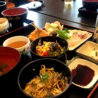 鯵丼アンド鯛の蒲焼き丼|Natsuki Miyoshiさん