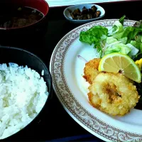 Snapdishの料理写真:日替わり定食|ypiさん