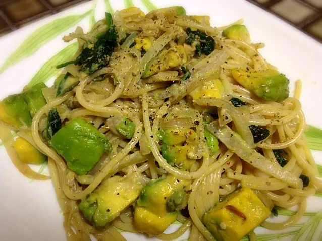 Avocado & Spinach Cream Pasta|Clara Kさん