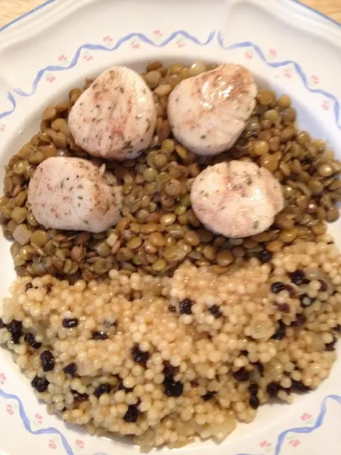 Scallops, Lentils & Couscous|http://melissasmenu.wordpress.com/さん