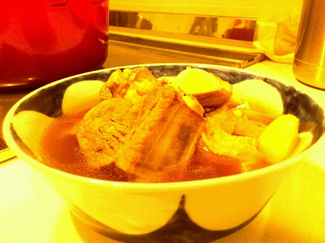 Snapdishの料理写真:Bak Kuet Teh 骨肉茶 Singapore style|しらとりなおきさん