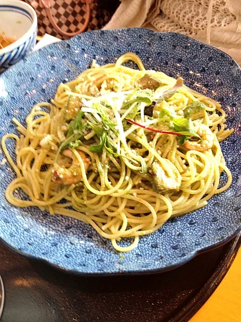 海老とアボカドのパスタ。|tsuyoshiさん