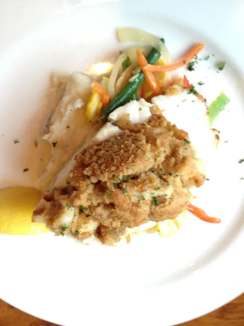 Broiled Cod with Scallop Stuffing|http://melissasmenu.wordpress.com/さん