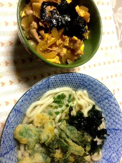 Snapdishの料理写真:たらの芽の天ぷらうどんとちょっと丼|yasbongさん