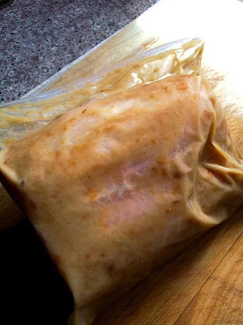 Prep:Swai marinated with miso and amazake, taste similar to Trader Joe's  wild marinated soy ginger cod fillets / スワイ甘酒味噌漬け仕込み|mamakumiさん