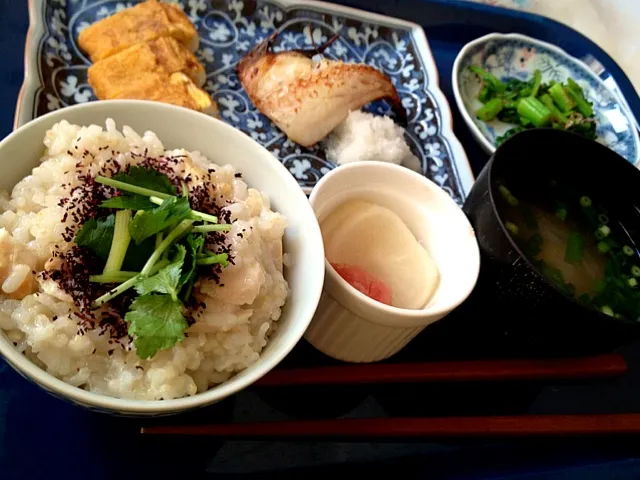 赤魚 卵焼き からし菜お浸し 茄子味噌汁 タラコ 鶏粥 ヨーグルトドリンク|ishibashiさん