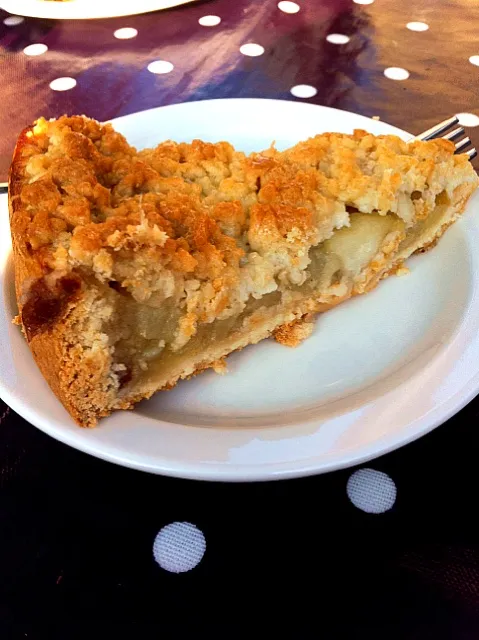 Snapdishの料理写真:Apple Crumble Pie|Jyb Jitlada A.さん