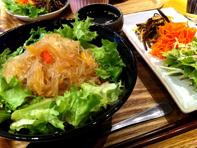 とり団子と蒸し春雨のどんぶり カーゴライスキッチン|ykさん