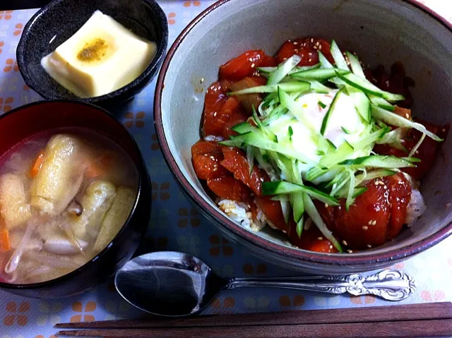 サーモン韓国風漬け丼|ayAkaさん