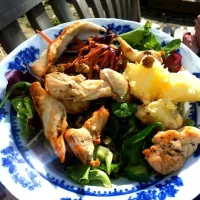 grilled lemon and pepper chicken salad|isabel alderson blenchさん