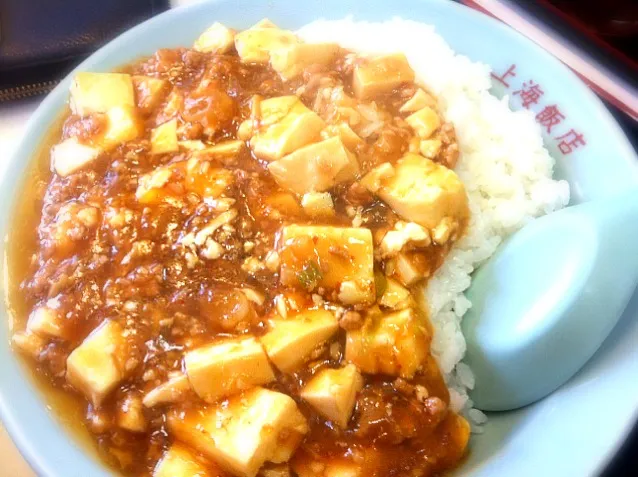 Snapdishの料理写真:マーボー豆腐丼|tomoakiさん