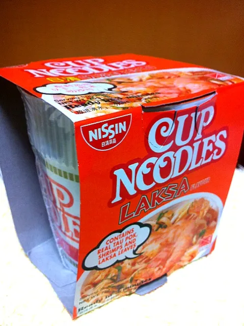 CUP NOODLES  LAKSA FLAVOUR|shuさん