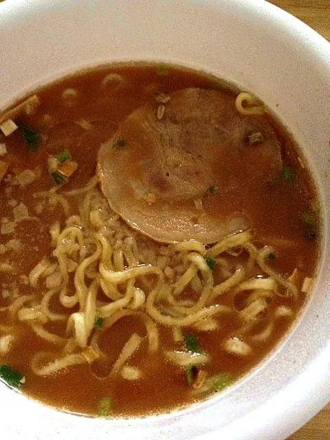 Snapdishの料理写真:明星 究麺エボルーション 背脂豚骨醤油味|sanfanさん