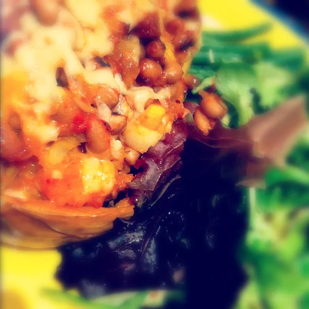 roasted stuffed butternut squash with beans and salad|isabel alderson blenchさん