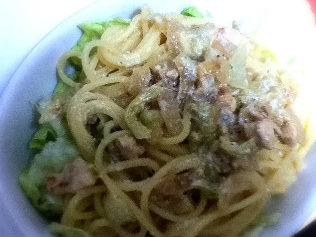 Snapdishの料理写真:味噌仕立ての和風クリームパスタ|kyさん