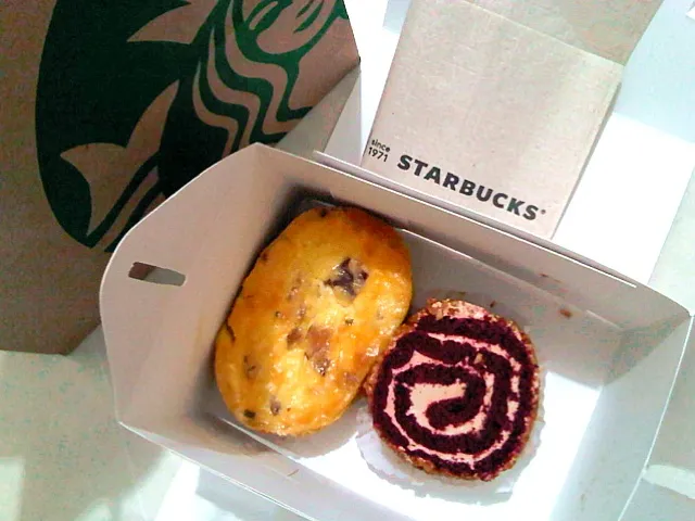 Quiche and Red Velvet Roll|Jessica S.さん