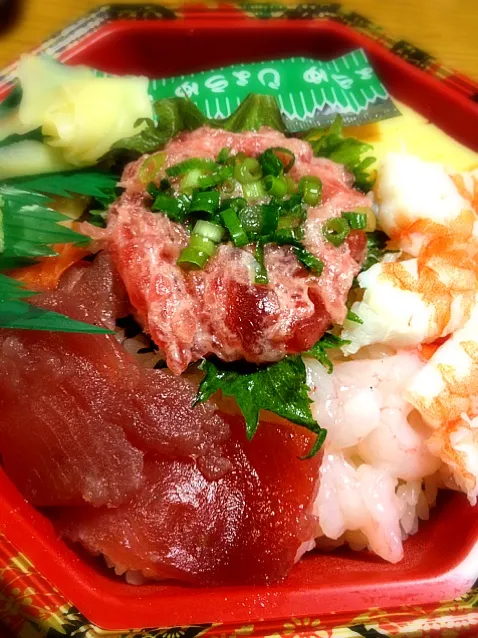 Snapdishの料理写真:海鮮丼|まめたさん