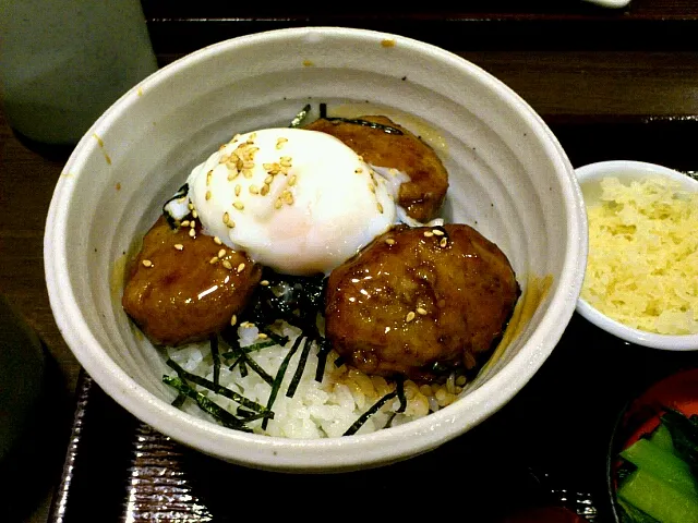 みつせ鶏のつくね丼定食|Tatsuyaさん