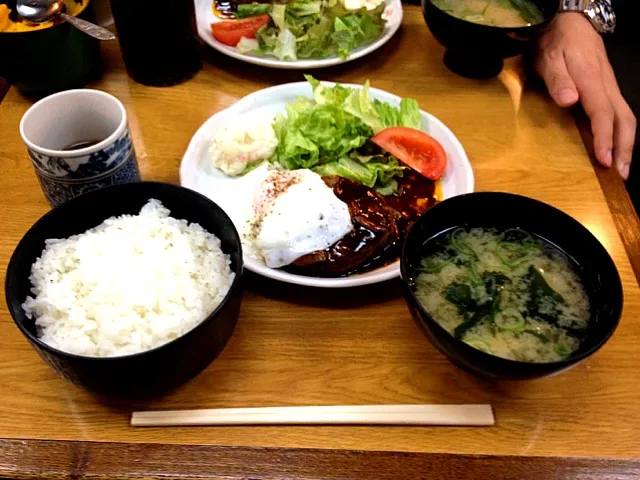 今日は二人です！ ハンバーグランチ@東京駅付近|jikoさん