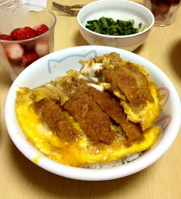 Snapdishの料理写真:カツ丼|akiraさん