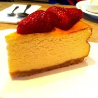 Snapdishの料理写真:Baked Cheese Cake|Jyb Jitlada A.さん