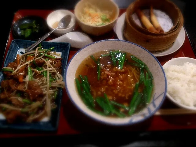 ニラレバ定食|ボンゴさん