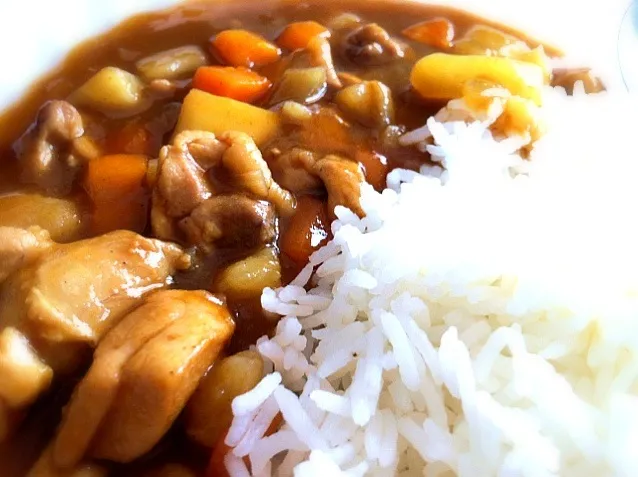 Chicken & apple japanese curry rice|Tinky 🍒さん