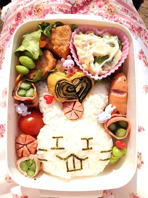 お花見弁当♡♡|maikaさん