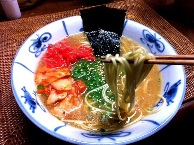 Snapdishの料理写真:マルタイ棒ラーメン醤油とんこつ味！|新羅さん