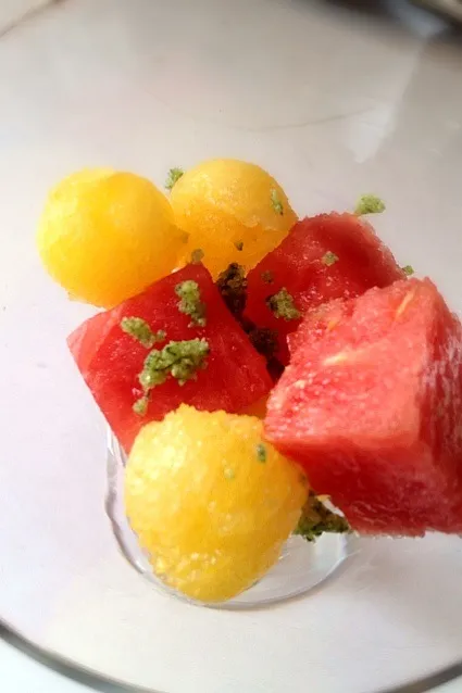 yellow n red watermelon|willzさん