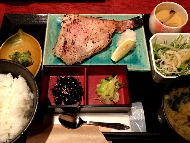 焼魚定食|ぶっちさん