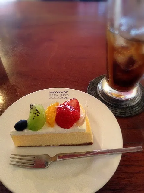 Snapdishの料理写真:フレッシュフルーツのチーズケーキ|Maiさん