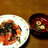 鉄火丼とお吸い物|荒谷侑花さん