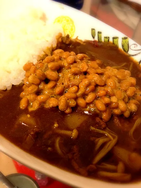 Snapdishの料理写真:納豆きのこカレー|yoshinoさん