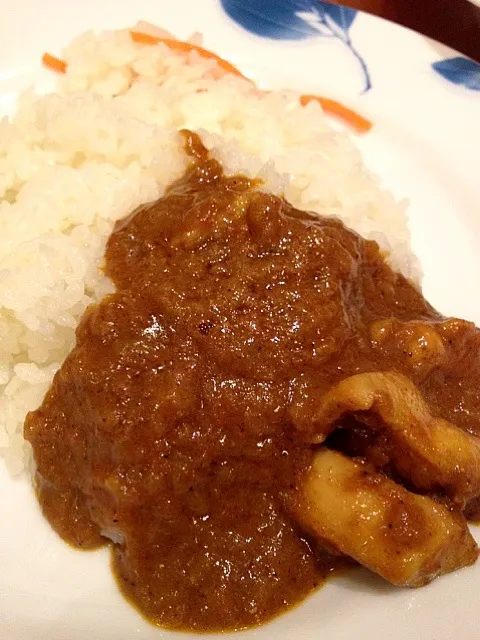 チキンデリーカレー 予想外に辛い|ダンディ☆和田さん