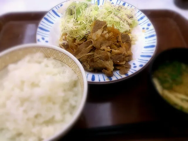 豚しょうが焼き定食|ボンゴさん