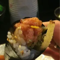 Minced Toro with Tempura Sweet Onions Handroll|Tangさん