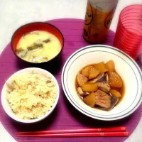 Snapdishの料理写真:炊き込みご飯、ぶり大根|まなみさん