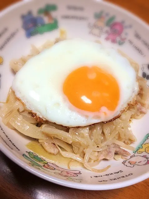 野菜炒め～ロコモコ丼ver～|うぃっちーさん