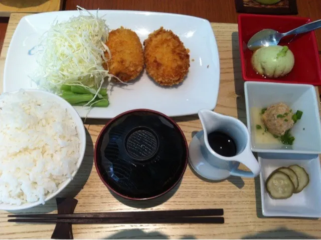 コロッケ定食|yoshiharu takahashiさん